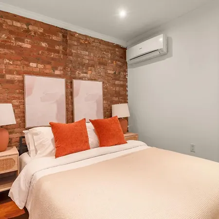 East Village Escape With 3bd 2ba Near Tompkins Square Park Apartment *