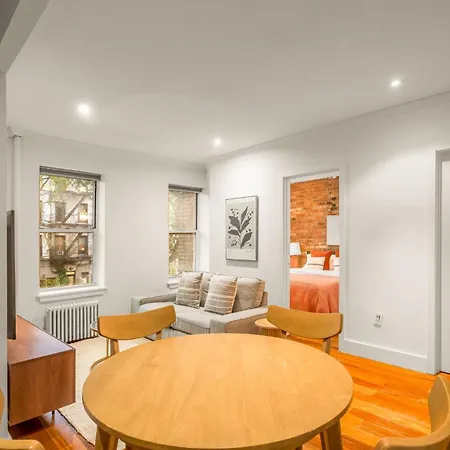 Apartment East Village Escape With 3bd 2ba Near Tompkins Square Park