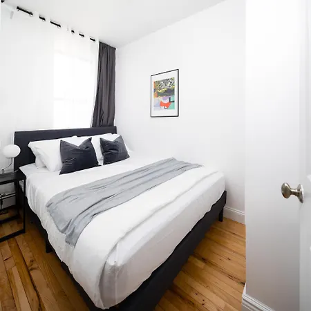 Apartment Charming 3bd In Manhattan