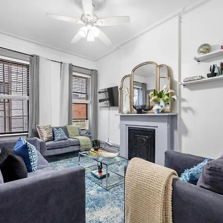 Charming 2br Apt Walk To Time Square- If You Want To Book, Please Contact On Wh-ats-app - 0034-635-518-216 !!!! Apartment New York