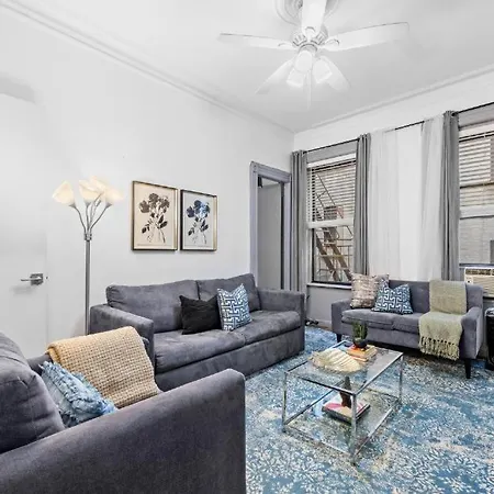 Apartment Charming 2br Apt Walk To Time Square- If You Want To Book, Please Contact On Wh-ats-app - 0034-635-518-216 !!!! *