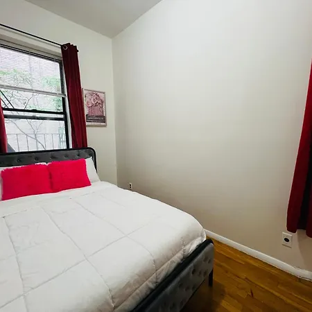 Apartment Amsterdam New York