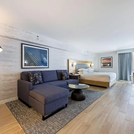 Doubletree By Hilton Jfk Airport 3*