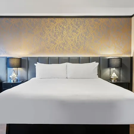 Hotel Hudson Yards 3*