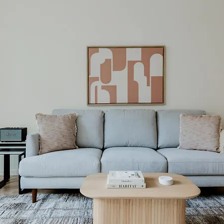 Blueground Long Island City 2bd Nyc-1614