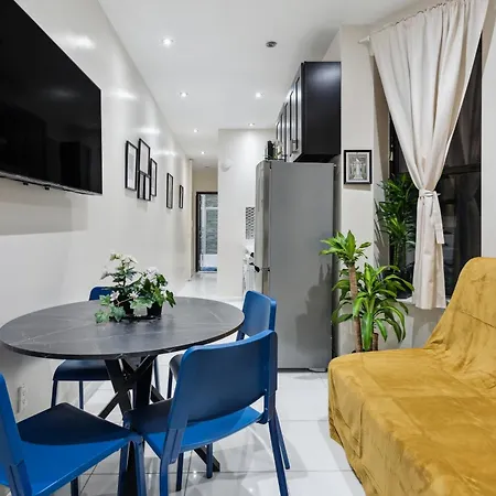 2 Bedroom In Manhattan Valley Apartment *