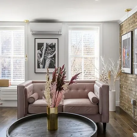 Bond Townhouse Aparthotel
