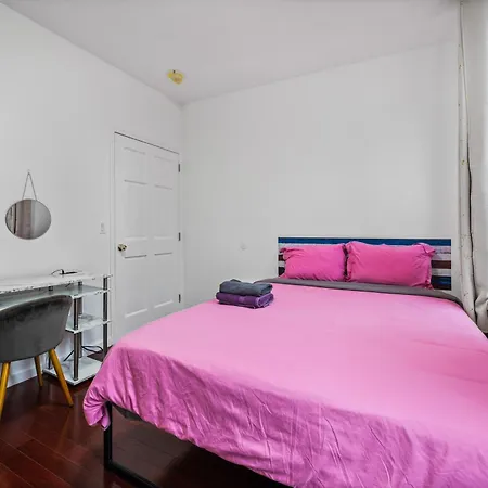 Hotel Pinky Pinky 2 Bedroom