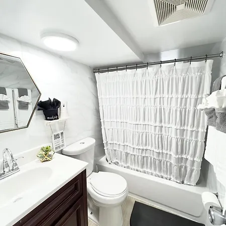 Cozy Bronx Ny For Traveling Professionals