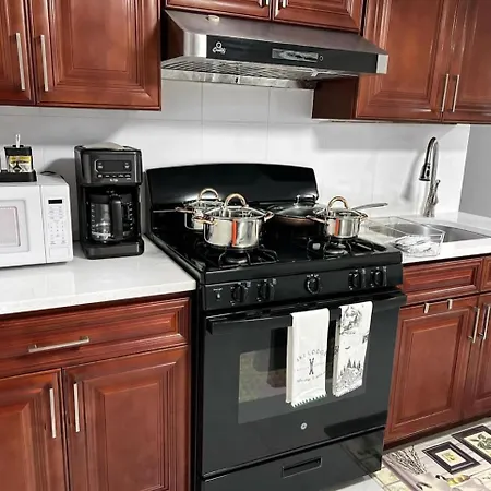 Cozy Bronx Ny For Traveling Professionals Homestay