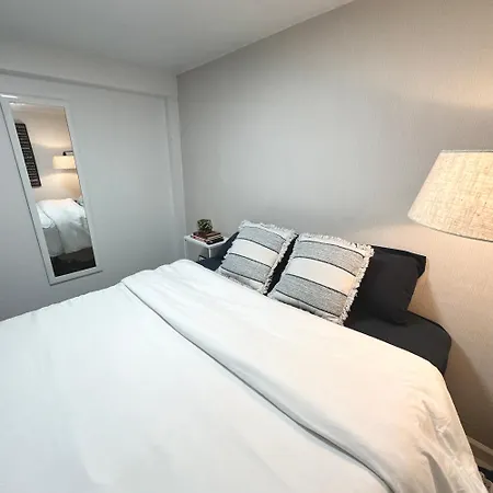 Cozy Bronx Ny For Traveling Professionals Homestay *
