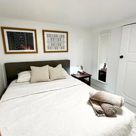 Cozy Bronx Ny For Traveling Professionals New York