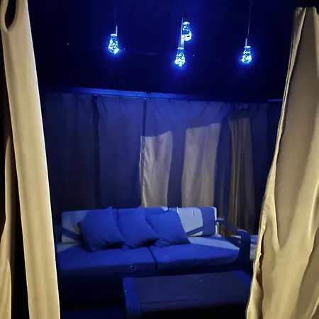 Guest house Spacious Comfy In Cozy Classy Duplex 2*