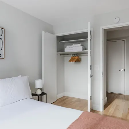 Apartment Blueground Midtown West 2bd Nyc-1626 *