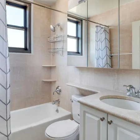 Kips Bay 1br W Wd Gym Pool Nr Bars Nyc-1120 New York