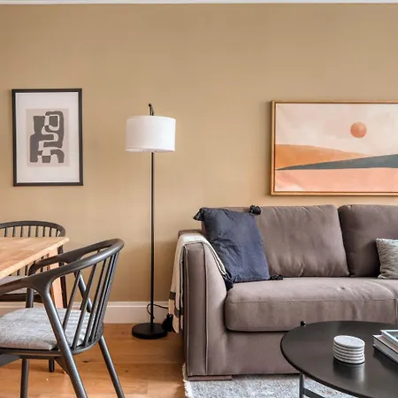 Upper E Side 2br W Gym Wd Nr The Met Nyc-298 Apartment New York