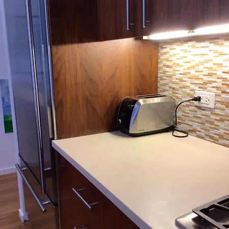 Large And Luxurious In Strivers Row Apartment *