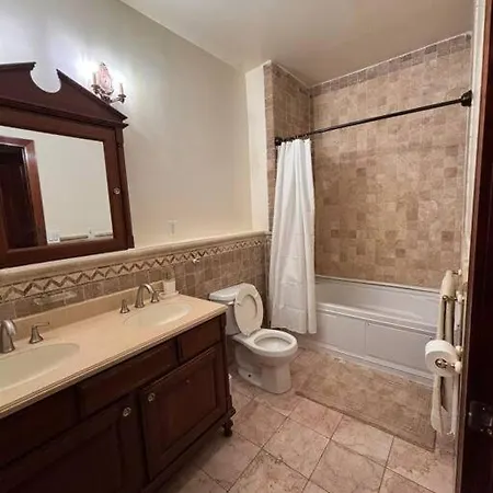 Midtown Charming House Apartment New York
