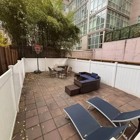 Midtown Charming House *