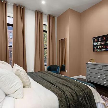 Apartment Luxe Harlem Retreat 3br Designer W Parking New York