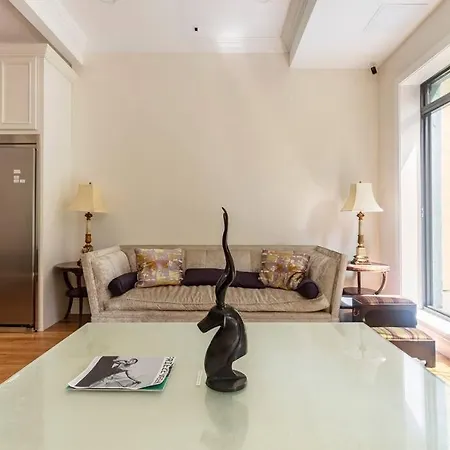 Little Manhattan 5 Min Walk To Times Square Private Bathroom World Cup 2026 Ready Homestay *