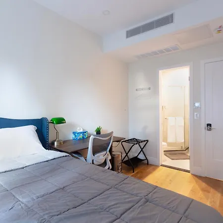 Little Manhattan 5 Min Walk To Times Square Private Bathroom World Cup 2026 Ready Homestay New York