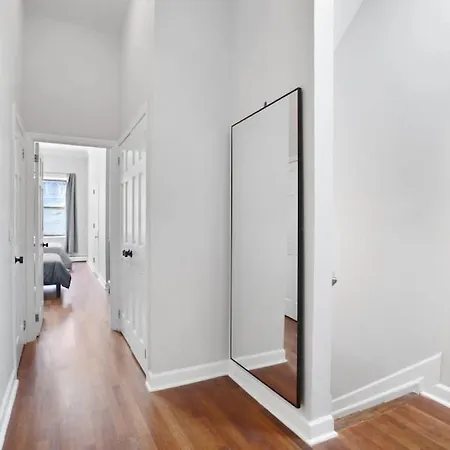 Charming Park Townhome Holiday home