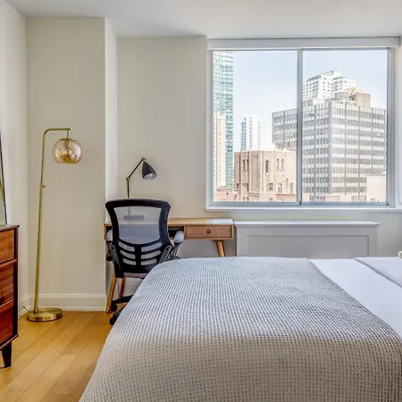 Midtown East 2br W Gym Roofdeck Nr Parks Nyc-1207 Apartment