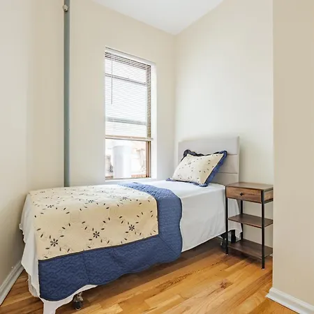 Empire Blvd Guest house