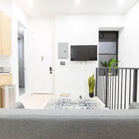 170-g 3br Duplex With Outdoor Space East Village *