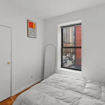 89-3fs Newly Furnished 2br 1bath Upper East Side * New York