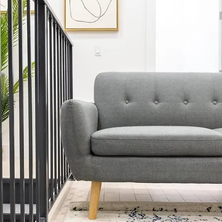 170-g 3br Duplex With Outdoor Space East Village Apartment