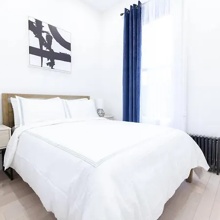 170-g 3br Duplex With Outdoor Space East Village New York