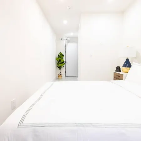 Apartment 170-g 3br Duplex With Outdoor Space East Village *