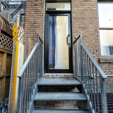 170-g 3br Duplex With Outdoor Space East Village Apartment
