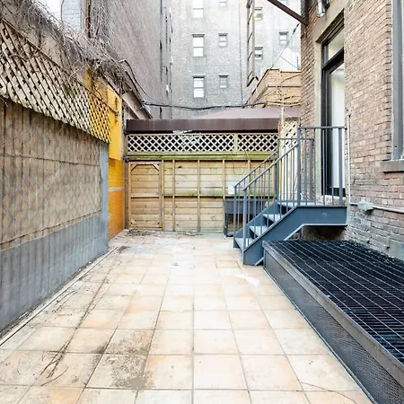 170-g 3br Duplex With Outdoor Space East Village New York
