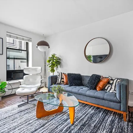 Modern Monthly Lower East Side One Bedroom Apartment New York