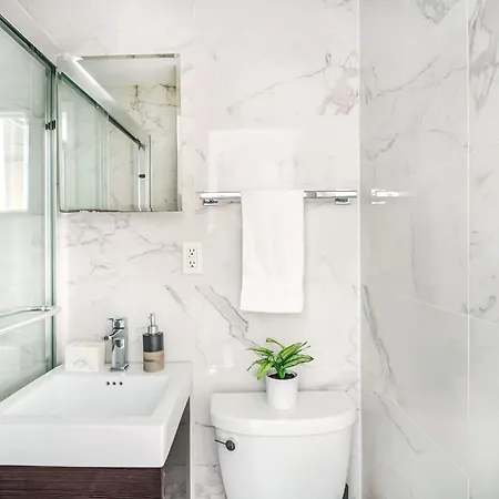 Apartment 69-3a Prime Les Modern Brand New 1br