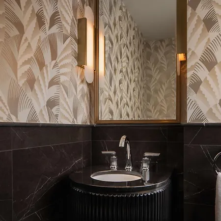 Waldorf Astoria 5*