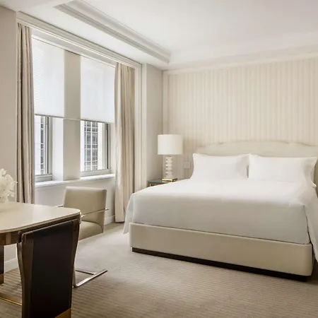 Waldorf Astoria Hotel 5*