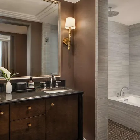Waldorf Astoria Hotel
