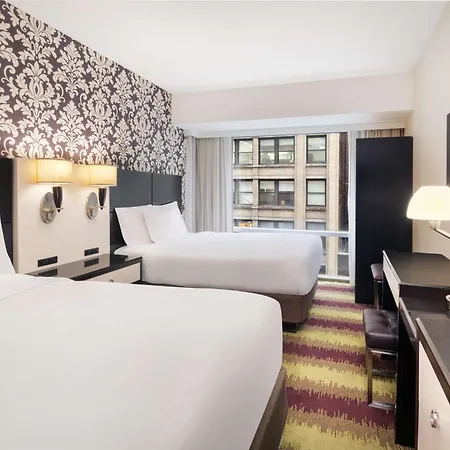 Hotel Western Premier Herald Square 3*