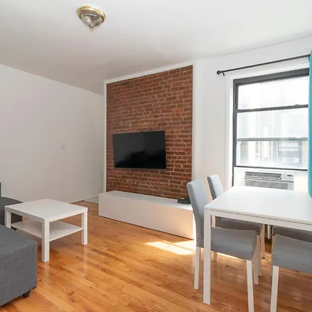 The Upper East Side Monthly Apartment *