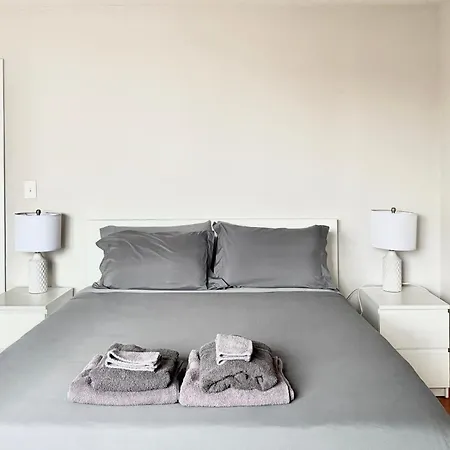 Apartment Beautiful Harlem Vibes *