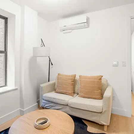 Comfortable 2br 1ba In Greenwich Village Steps From Washington Square Park Apartment *