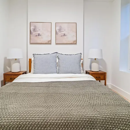 Cozy 3br 2ba East Village Near Tompkins Square Park