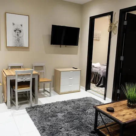 2 Bd Next To Park Apartment