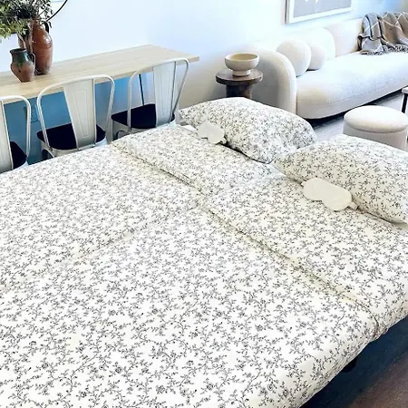 Designer For 6, Views, Near Times Square! New York