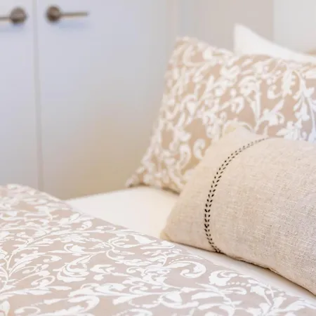 Apartment Designer For 6, Views, Near Times Square! *