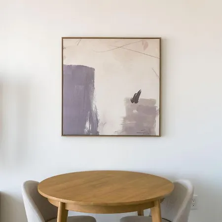 Luxx 2 Bed 1,5 Bath Midtown Apartment New York